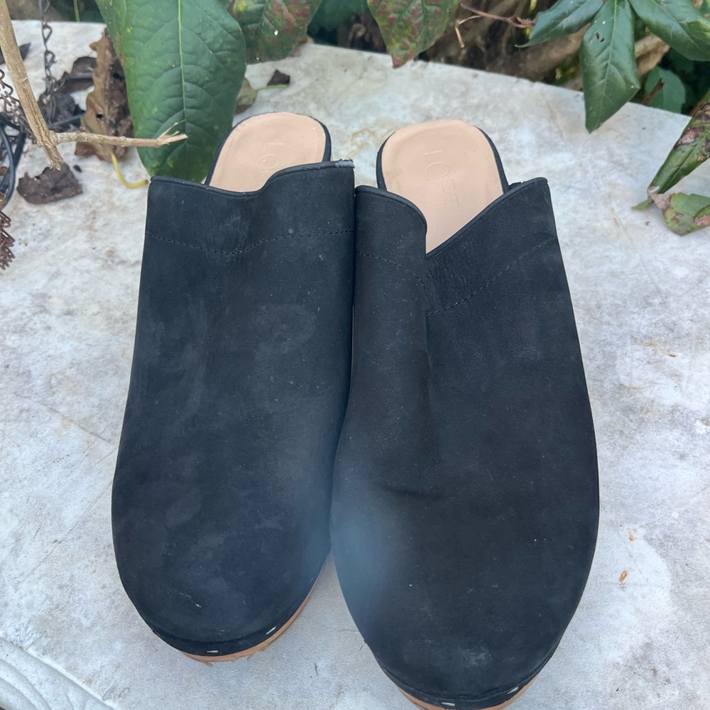 Ann Taylor Loft Black Suede Wood Clogs